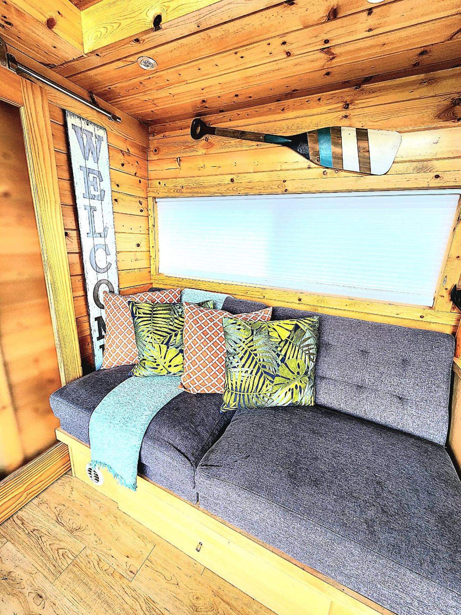 Orlando Lakefront Tiny Homes 6 Plus Month Rentals Oda fotoğraf