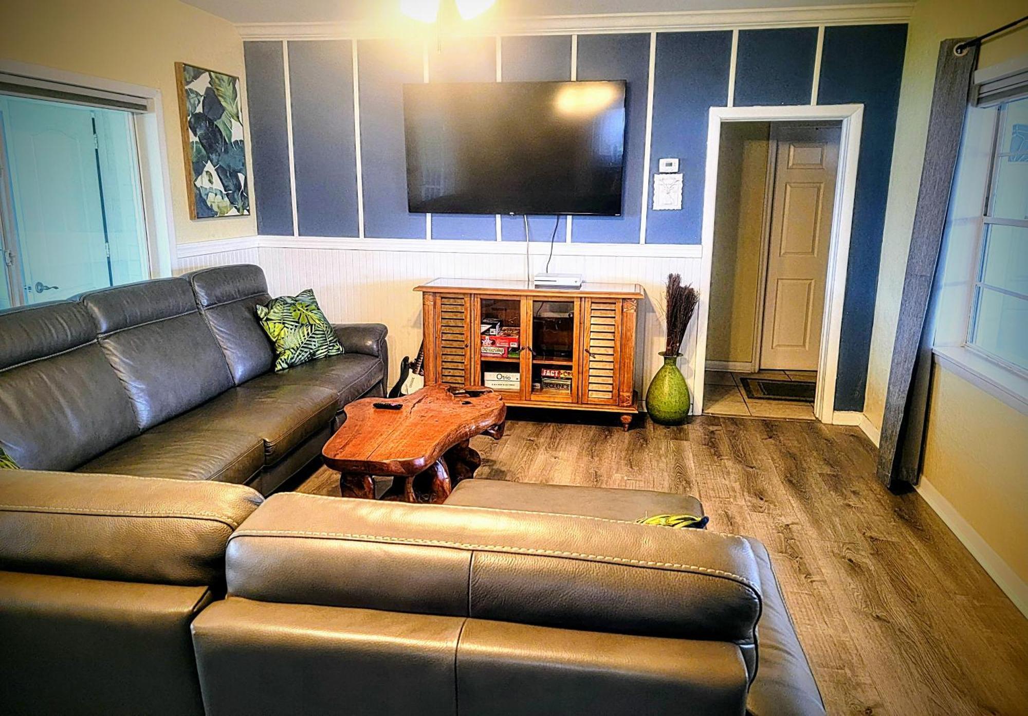 Orlando Lakefront Tiny Homes 6 Plus Month Rentals Oda fotoğraf